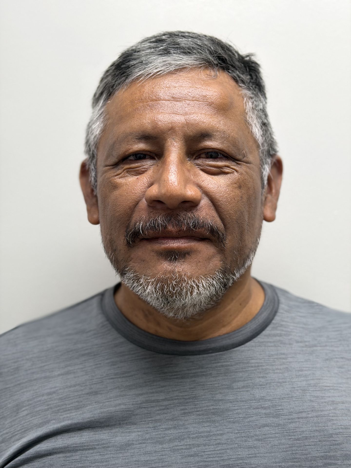 Oscar  Valladarez